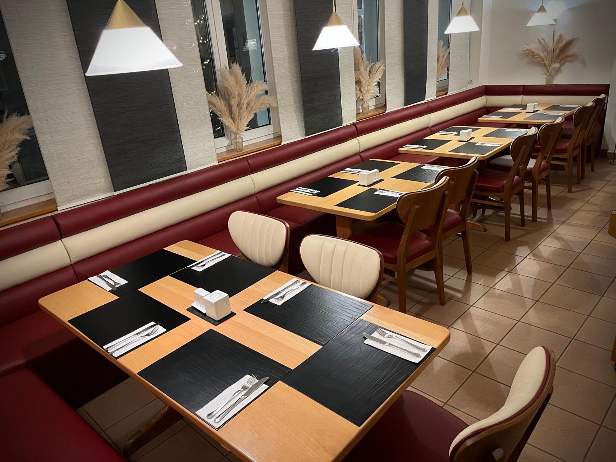 Wachtberg Hotel Zu Den Linden מראה חיצוני תמונה