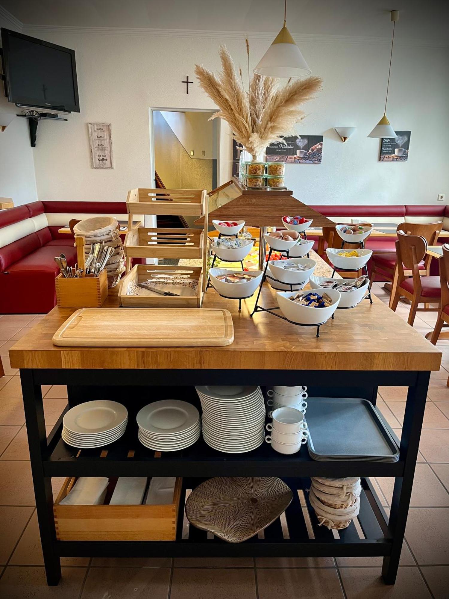 Wachtberg Hotel Zu Den Linden מראה חיצוני תמונה